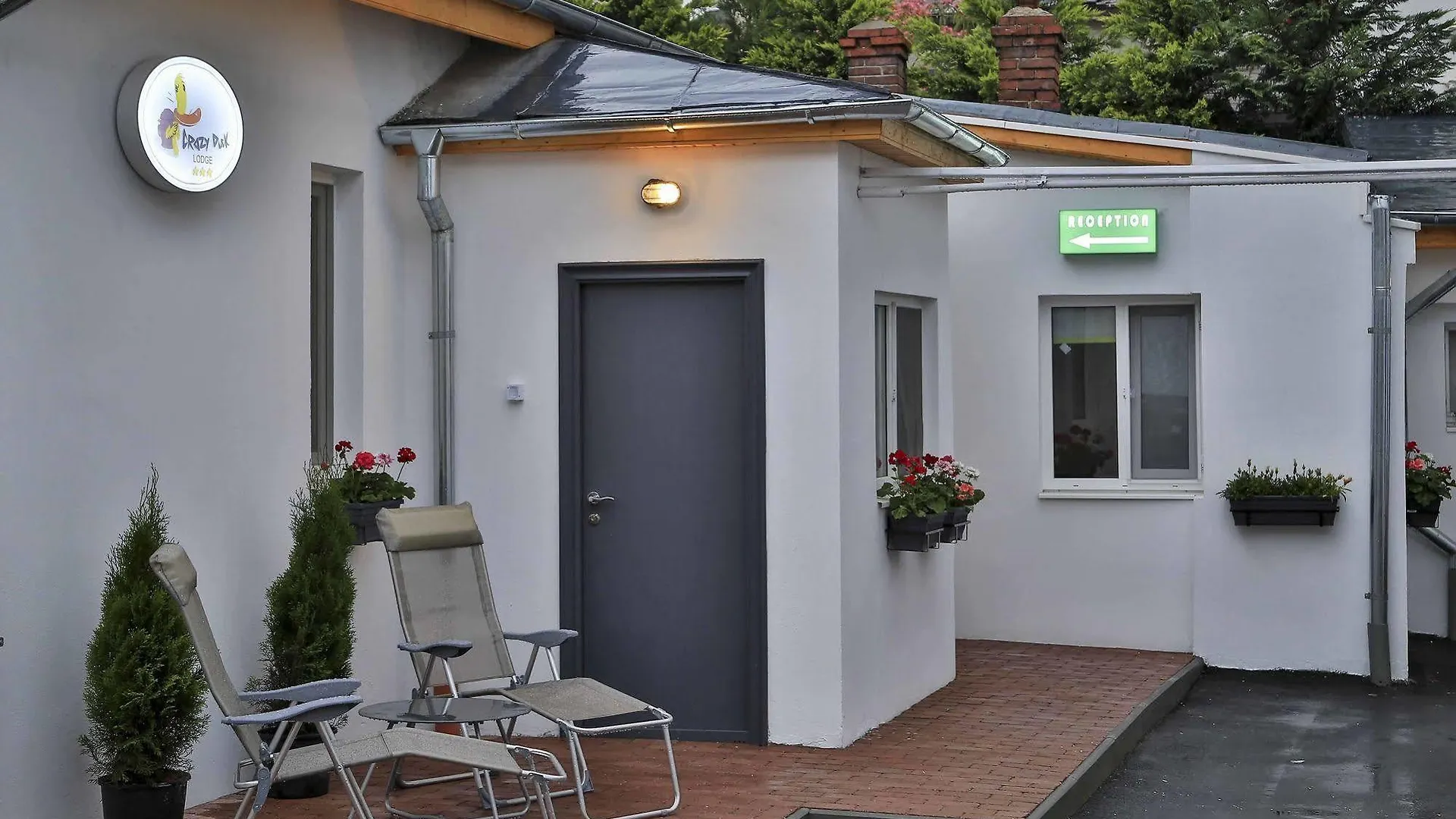 Book-A-Rest Hostel 布加勒斯特