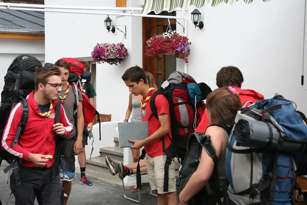 Book-A-Rest Hostel Romania