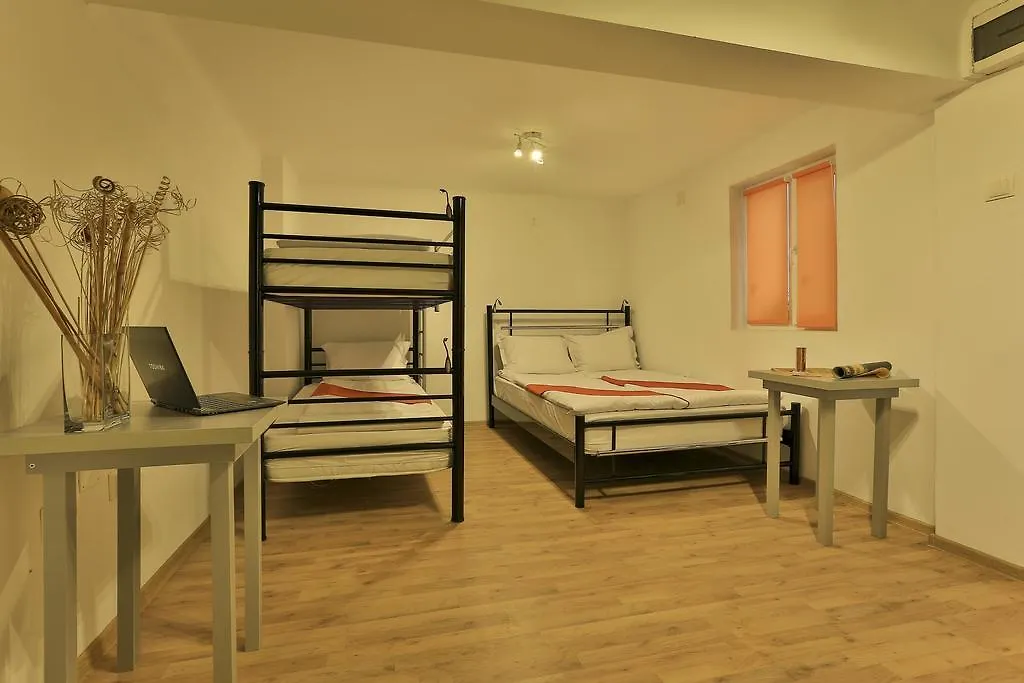 Book-A-Rest Hostel Bukurešť