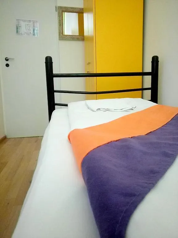 Book-A-Rest Hostel 0*, Bucharest Romania