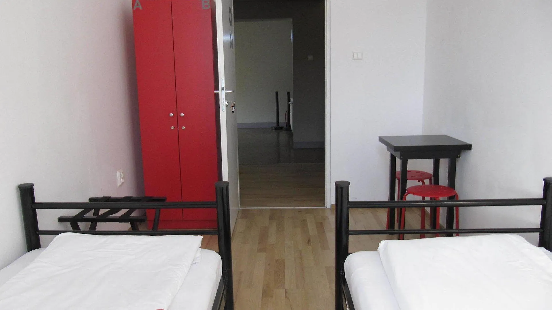 Book-A-Rest Hostel 0*, Bucharest Romania